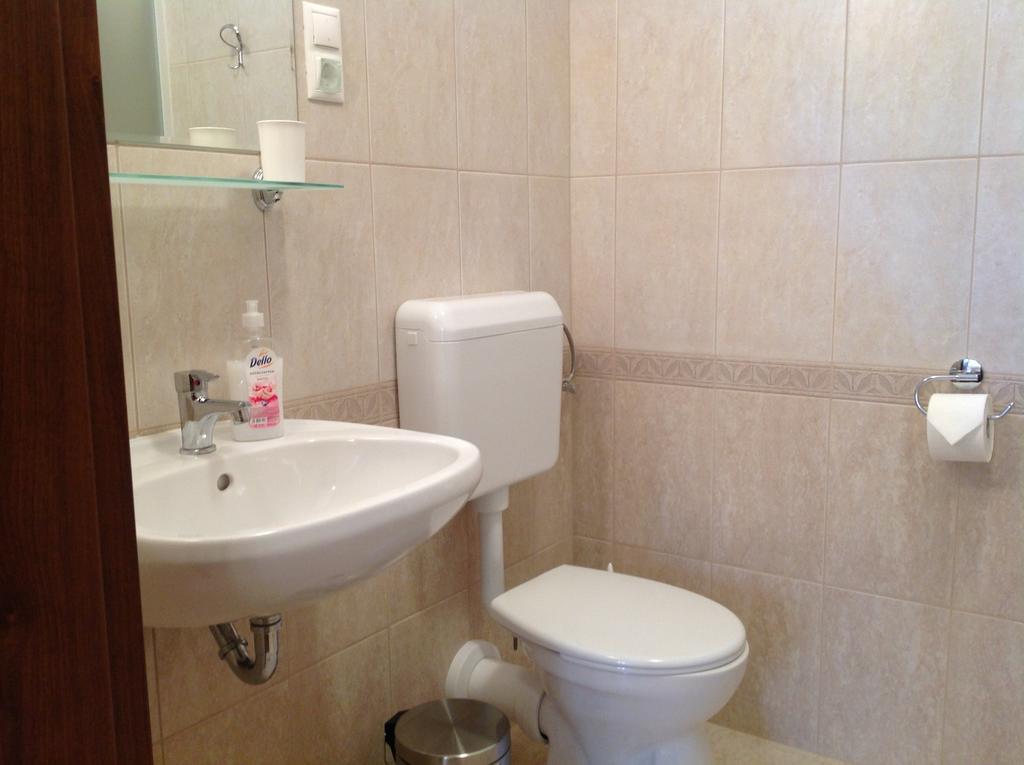 Hotel Attila Apartmanház Hévíz Camera foto